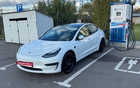 Tesla Model 3 I, 2019 год, 3 650 000 рублей, 2 фотография