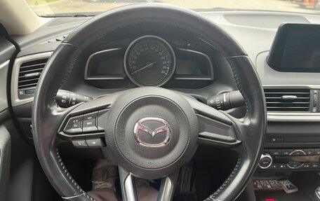 Mazda 3, 2017 год, 2 100 000 рублей, 11 фотография