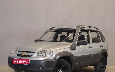 Chevrolet Niva I рестайлинг, 2013 год, 699 000 рублей, 3 фотография