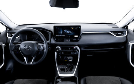 Toyota RAV4, 2025 год, 4 499 000 рублей, 16 фотография