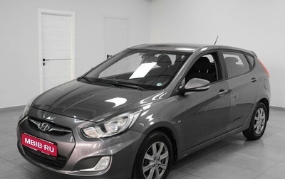 Hyundai Solaris II рестайлинг, 2012 год, 848 000 рублей, 1 фотография