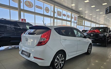 Hyundai Solaris II рестайлинг, 2015 год, 1 355 000 рублей, 6 фотография