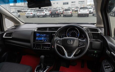 Honda Fit III, 2019 год, 1 730 000 рублей, 6 фотография