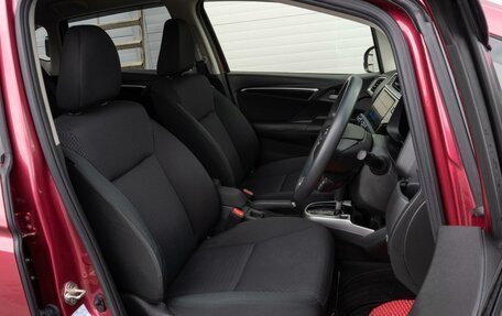 Honda Fit III, 2019 год, 1 730 000 рублей, 10 фотография