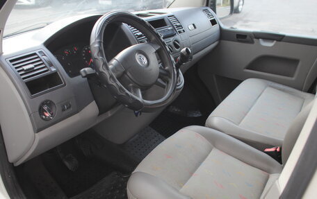 Volkswagen Transporter T5 рестайлинг, 2008 год, 850 000 рублей, 12 фотография