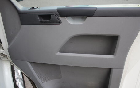 Volkswagen Transporter T5 рестайлинг, 2008 год, 850 000 рублей, 11 фотография