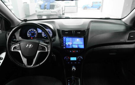 Hyundai Solaris II рестайлинг, 2012 год, 848 000 рублей, 13 фотография