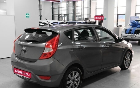 Hyundai Solaris II рестайлинг, 2012 год, 848 000 рублей, 3 фотография