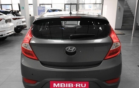 Hyundai Solaris II рестайлинг, 2012 год, 848 000 рублей, 26 фотография