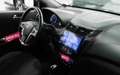 Hyundai Solaris II рестайлинг, 2012 год, 848 000 рублей, 21 фотография