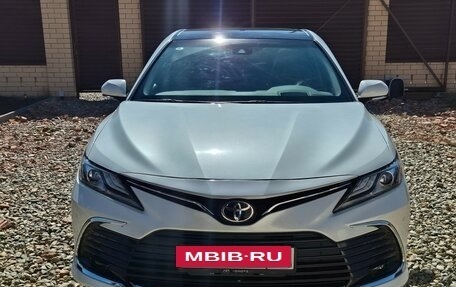 Toyota Camry, 2024 год, 3 600 000 рублей, 5 фотография