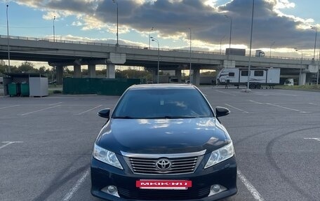 Toyota Camry, 2011 год, 1 395 000 рублей, 2 фотография