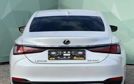 Lexus ES VII, 2021 год, 4 259 000 рублей, 9 фотография