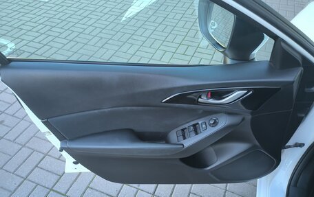Mazda 3, 2014 год, 1 295 000 рублей, 27 фотография