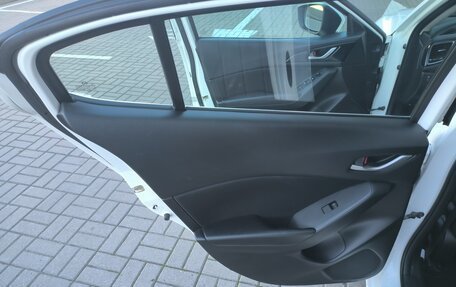 Mazda 3, 2014 год, 1 295 000 рублей, 28 фотография
