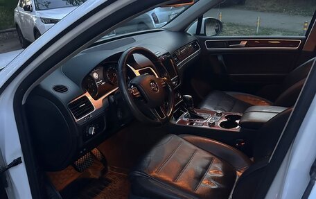 Volkswagen Touareg III, 2012 год, 2 180 000 рублей, 1 фотография