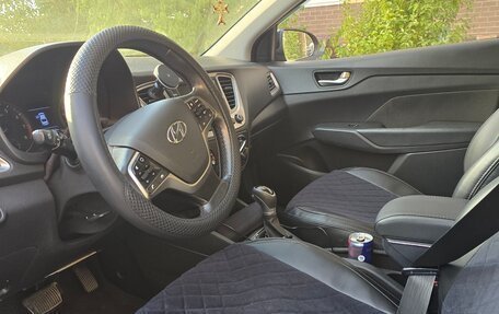 Hyundai Solaris II рестайлинг, 2019 год, 1 399 999 рублей, 5 фотография