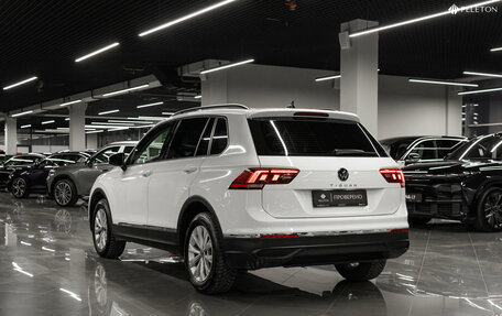 Volkswagen Tiguan II, 2021 год, 2 370 000 рублей, 4 фотография