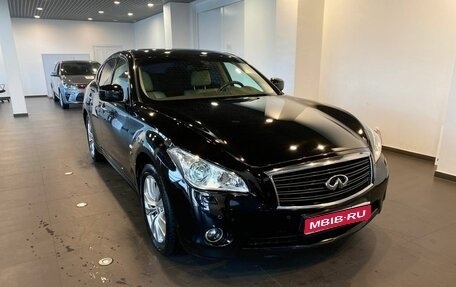 Infiniti Q70 I, 2014 год, 1 800 000 рублей, 1 фотография