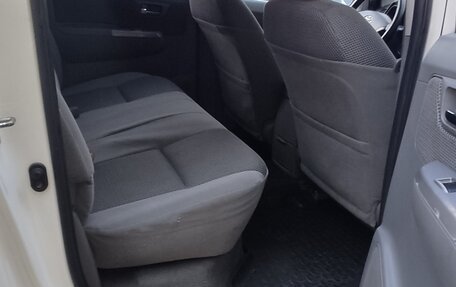 Toyota Hilux VII, 2011 год, 1 450 000 рублей, 7 фотография
