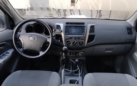 Toyota Hilux VII, 2011 год, 1 450 000 рублей, 8 фотография
