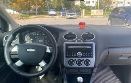 Ford Focus II рестайлинг, 2006 год, 299 000 рублей, 15 фотография