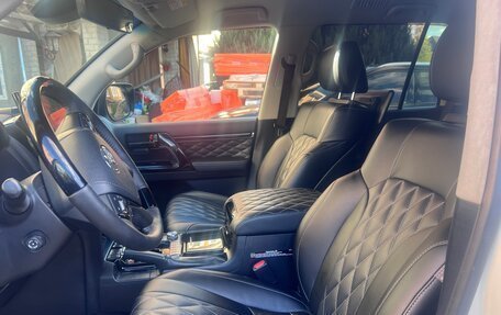 Toyota Land Cruiser 200, 2016 год, 5 200 000 рублей, 8 фотография