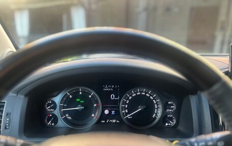 Toyota Land Cruiser 200, 2016 год, 5 200 000 рублей, 13 фотография