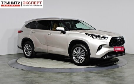 Toyota Highlander, 2025 год, 6 090 000 рублей, 3 фотография