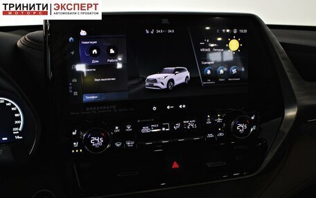 Toyota Highlander, 2025 год, 6 090 000 рублей, 21 фотография