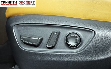 Toyota Highlander, 2025 год, 6 090 000 рублей, 26 фотография
