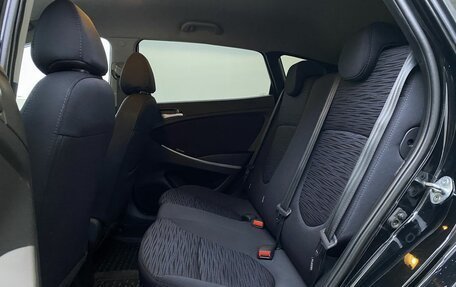 Hyundai Solaris II рестайлинг, 2015 год, 1 049 000 рублей, 15 фотография