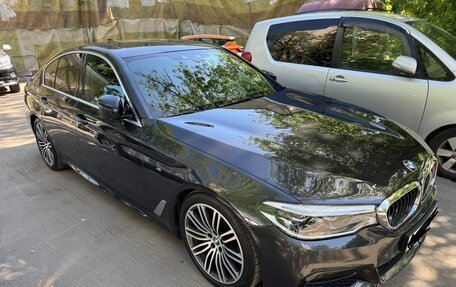 BMW 5 серия, 2019 год, 3 930 000 рублей, 2 фотография