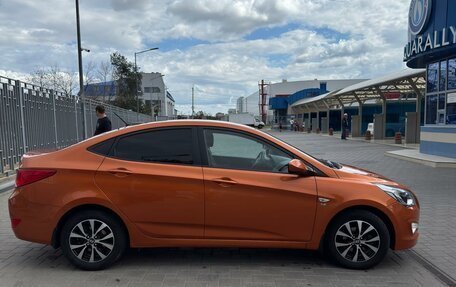 Hyundai Solaris II рестайлинг, 2015 год, 1 320 000 рублей, 3 фотография