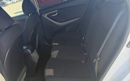 Hyundai Elantra V, 2015 год, 1 300 000 рублей, 6 фотография