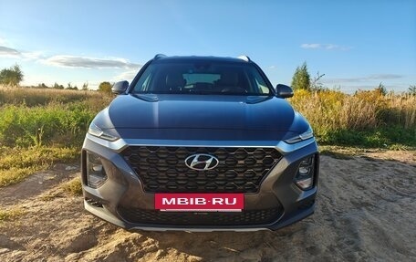 Hyundai Santa Fe III рестайлинг, 2018 год, 2 800 000 рублей, 3 фотография