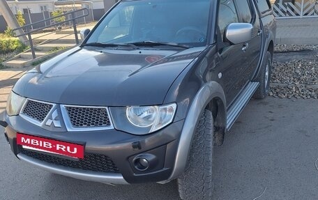 Mitsubishi L200 IV рестайлинг, 2013 год, 1 500 000 рублей, 3 фотография