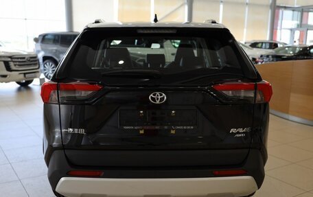 Toyota RAV4, 2025 год, 4 500 000 рублей, 6 фотография