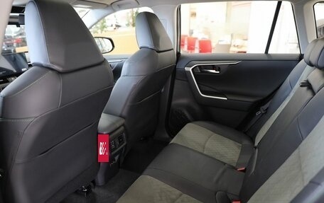 Toyota RAV4, 2025 год, 4 500 000 рублей, 17 фотография