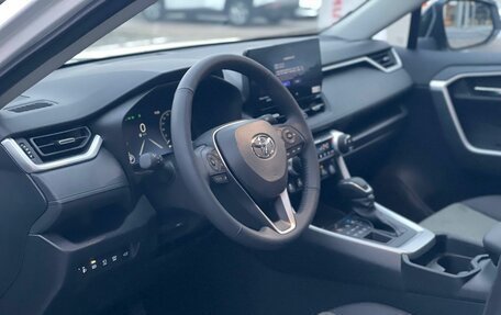 Toyota RAV4, 2025 год, 3 830 000 рублей, 14 фотография