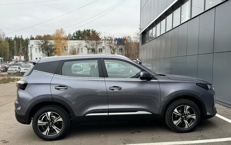 Chery Tiggo 4 I рестайлинг, 2025 год, 2 350 000 рублей, 4 фотография