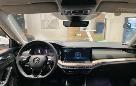 Skoda Octavia IV, 2025 год, 3 500 000 рублей, 11 фотография