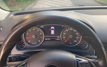 Volkswagen Touareg III, 2012 год, 1 190 000 рублей, 7 фотография