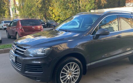 Volkswagen Touareg III, 2012 год, 1 190 000 рублей, 14 фотография