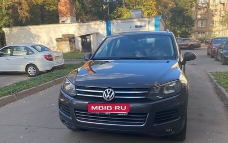 Volkswagen Touareg III, 2012 год, 1 190 000 рублей, 13 фотография