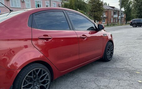 KIA Rio III рестайлинг, 2013 год, 900 000 рублей, 3 фотография
