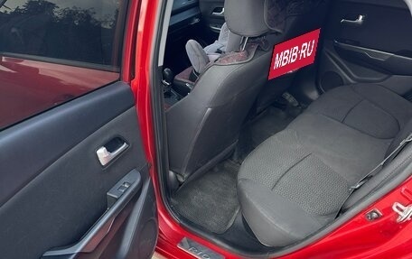 KIA Rio III рестайлинг, 2013 год, 900 000 рублей, 7 фотография