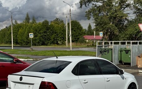 Volkswagen Polo VI (EU Market), 2015 год, 1 050 000 рублей, 3 фотография