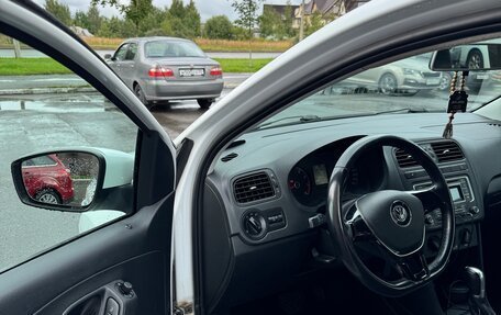Volkswagen Polo VI (EU Market), 2015 год, 1 050 000 рублей, 11 фотография