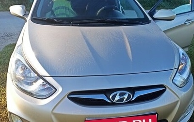 Hyundai Solaris II рестайлинг, 2012 год, 950 000 рублей, 1 фотография